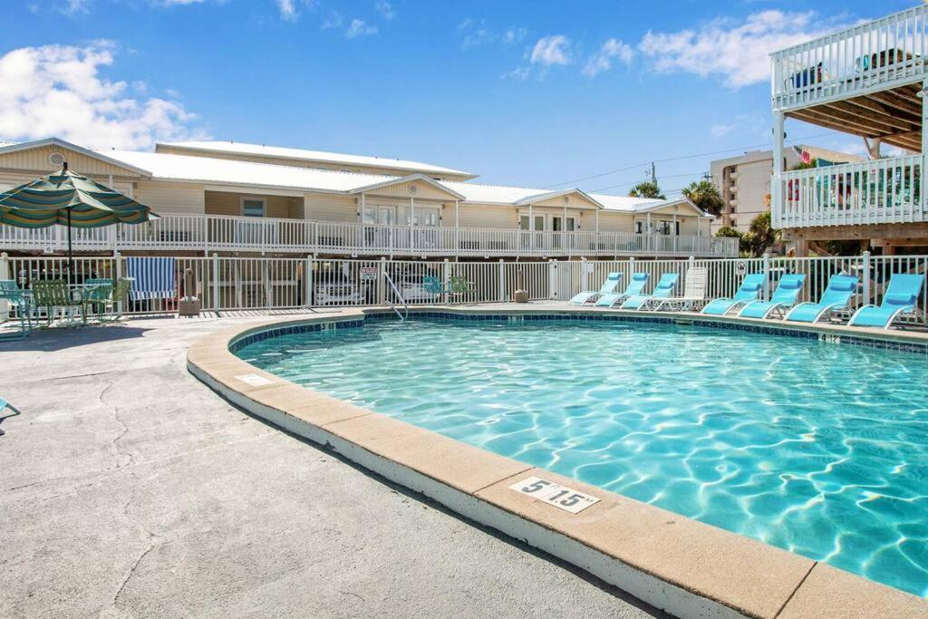 Renovated Condo With Pool And Exclusive Beach Access غولف شورز المظهر الخارجي الصورة
